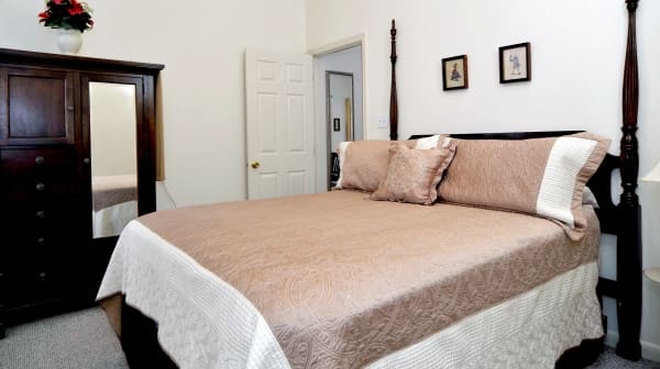 Surrey Carriage Suite Master Bedroom
