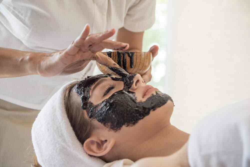 Benefits of Charcoal Detox Facial for Pores